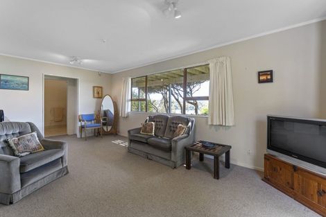 Photo of property in 37 Bosun Terrace, Whitby, Porirua, 5024
