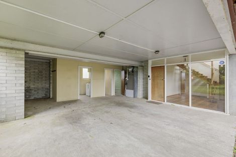Photo of property in 426 Mangorei Road, Highlands Park, New Plymouth, 4312