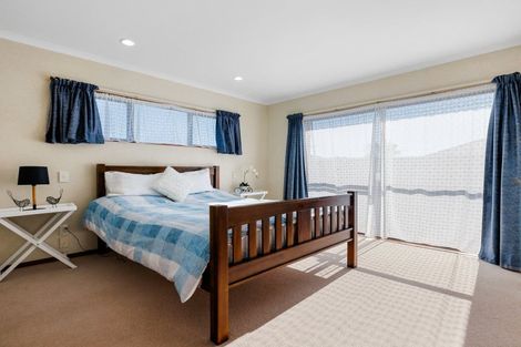 Photo of property in 26 Farnborough Drive, Nawton, Hamilton, 3200