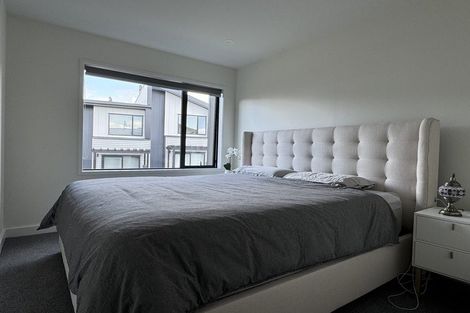 Photo of property in 22 Parkwood Avenue, Westgate, Auckland, 0614