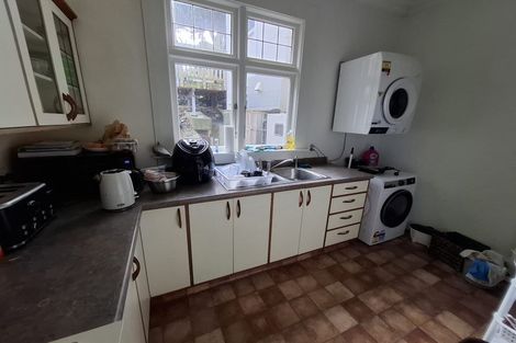 Photo of property in 21 Constitution Street, Dunedin Central, Dunedin, 9016