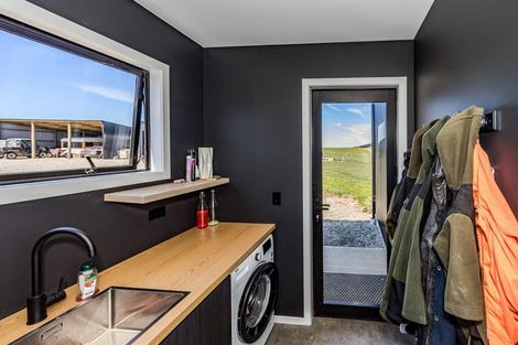 Photo of property in 389 Teschemakers Road, Teschemakers, Oamaru, 9492