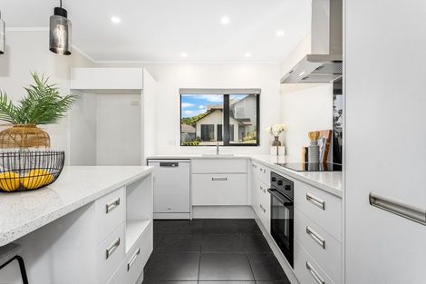 Photo of property in 9 Paparoa Crescent, Aotea, Porirua, 5024