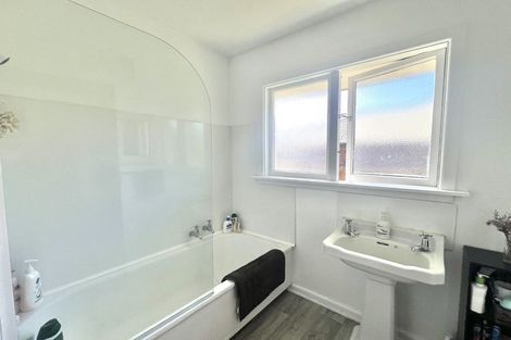 Photo of property in 1/106 Harris Crescent, Papanui, Christchurch, 8053