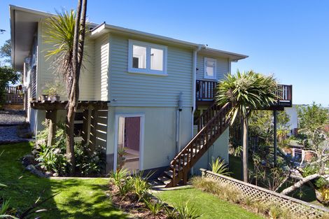 Photo of property in 3 Roland Hill, Glen Eden, Auckland, 0602