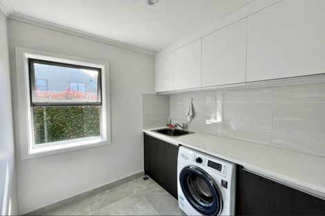 Photo of property in 116a Weatherly Road, Torbay, Auckland, 0630