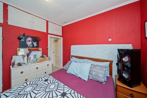 Photo of property in 106 Manawapou Road, Hawera, 4610