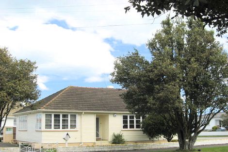 Photo of property in 21 Swiss Avenue, Gonville, Wanganui, 4501