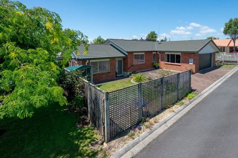 Photo of property in 4a Hoyte Place, Pukehangi, Rotorua, 3015