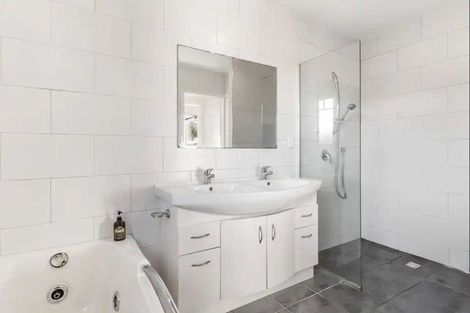 Photo of property in 35 Takanini School Road, Takanini, 2112