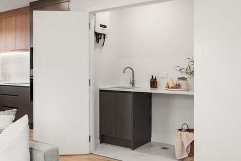 Photo of property in 1/143 Clarence Street, Riccarton, Christchurch, 8011