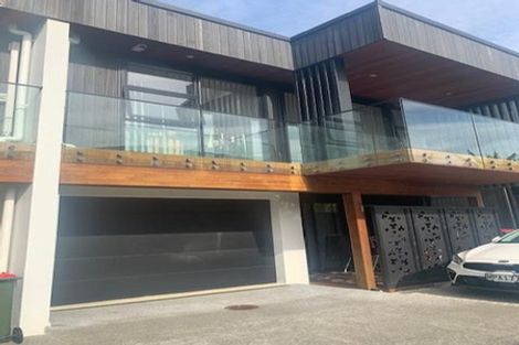 Photo of property in 40d Reeves Road, Pakuranga, Auckland, 2010