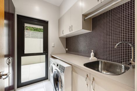 Photo of property in 60 Glenstrae Road, Redcliffs, Christchurch, 8081