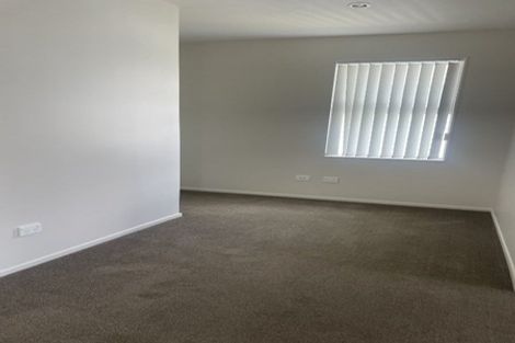 Photo of property in 10 Pipipi Crescent, Takanini, 2112