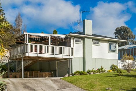 Photo of property in 33 Cutler Street, New Lynn, Auckland, 0600
