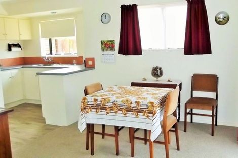 Photo of property in 2/64 Marne Road, Papakura, 2110