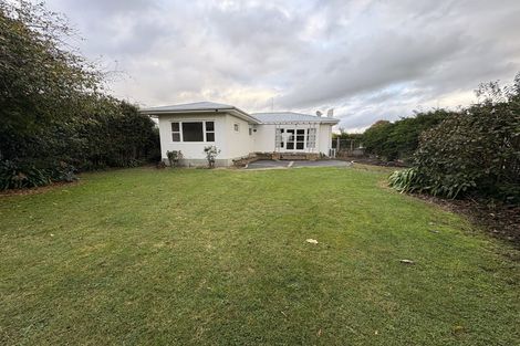 Photo of property in 17 Howard Road, Taradale, Napier, 4112