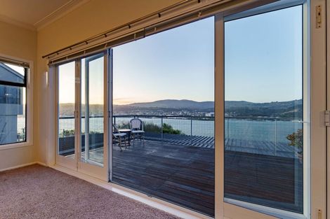 Photo of property in 93 Doon Street, Vauxhall, Dunedin, 9013