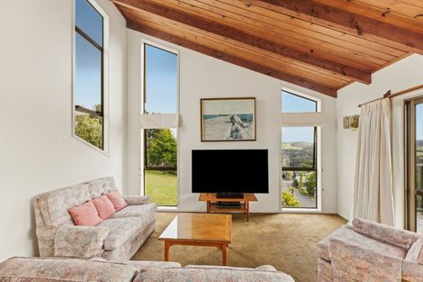 Photo of property in 9 Falls View Road, Haruru, 0204