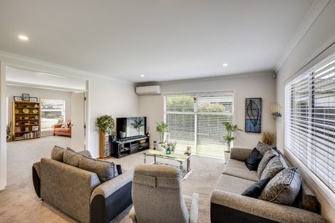 Photo of property in 22 Pukaki Place, Poraiti, Napier, 4112