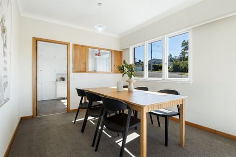 Photo of property in 1/15 Birkley Road, Bayswater, Auckland, 0622
