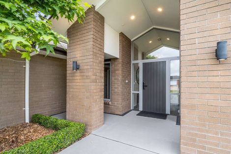 Photo of property in 3 Crabapple Close, Milson, Palmerston North, 4414