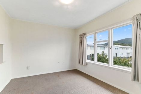 Photo of property in 21-22 Trevethick Grove, Woburn, Lower Hutt, 5010