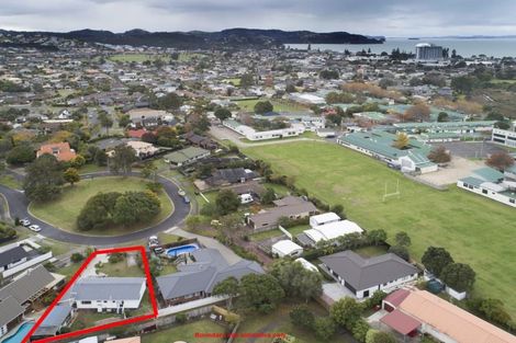 Photo of property in 14 Nickell Place, Orewa, 0931