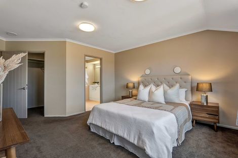 Photo of property in 6c Highfield Place, Highlands Park, New Plymouth, 4312