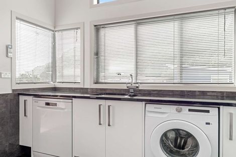 Photo of property in 11 Matirerau Street, Whakatane, 3120