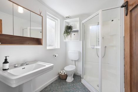 Photo of property in 55 Chislehurst Street, Henderson, Auckland, 0612