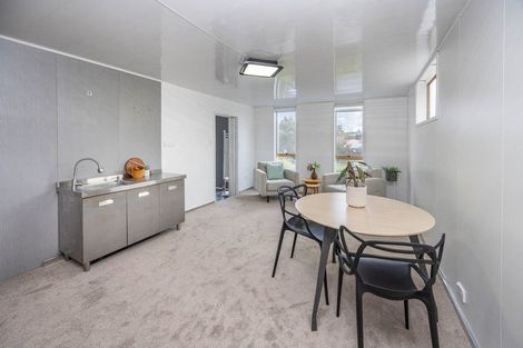 Photo of property in 16 Garthwood Road, Hillcrest, Hamilton, 3216
