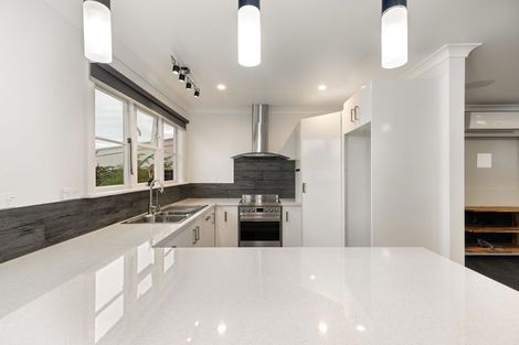 Photo of property in 72 Ferguson Street, Awapuni, Palmerston North, 4412