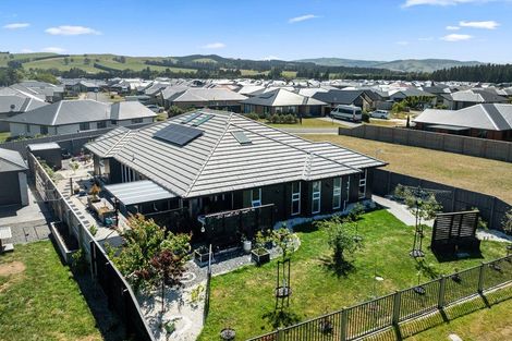 Photo of property in 14 Deans Place, Amberley, 7410