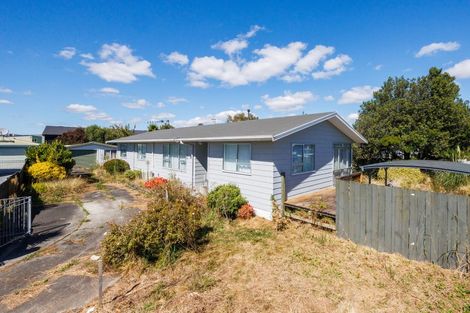 Photo of property in 9 Forbes Place, Kelvin Grove, Palmerston North, 4414