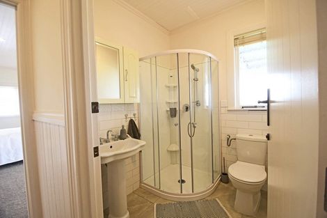 Photo of property in 956 Oneriri Road, Kaiwaka, 0573