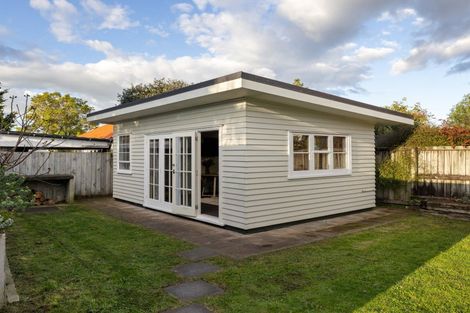 Photo of property in 71 Jellicoe Drive, Hamilton East, Hamilton, 3216