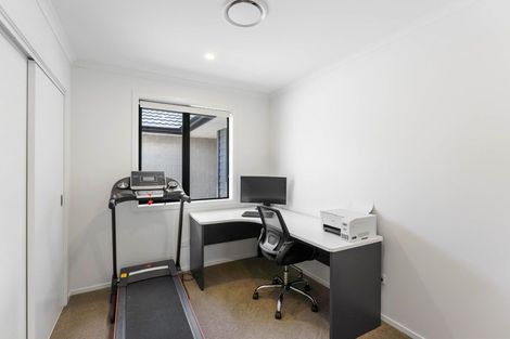 Photo of property in 5 Morepork Drive, Waikanae, 5036