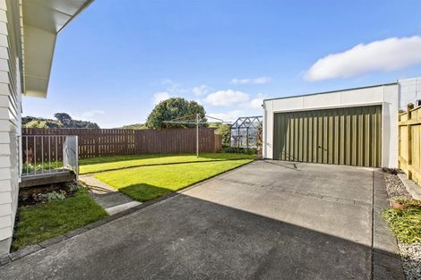 Photo of property in 8 Pauline Way, Paparangi, Wellington, 6037