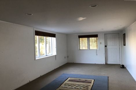 Photo of property in 5 Ringwood Street, Torbay, Auckland, 0630