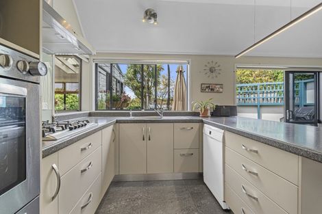 Photo of property in 13a Mangorei Road, Strandon, New Plymouth, 4312