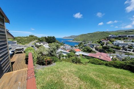 Photo of property in 5a Dennis Way, Island Bay, Wellington, 6023