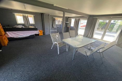 Photo of property in 131 Beach Road, Pahurehure, Papakura, 2113
