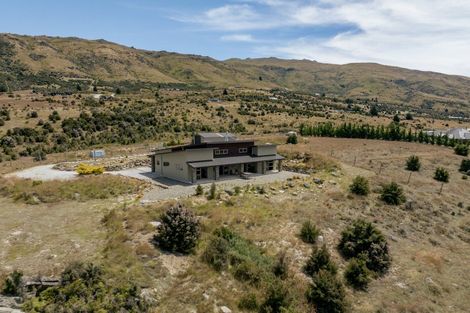 Photo of property in 51 Westreca Ridge Lane, Queensberry, Cromwell, 9383