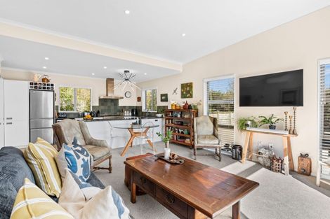 Photo of property in 15a Esther Street, Martinborough, 5711