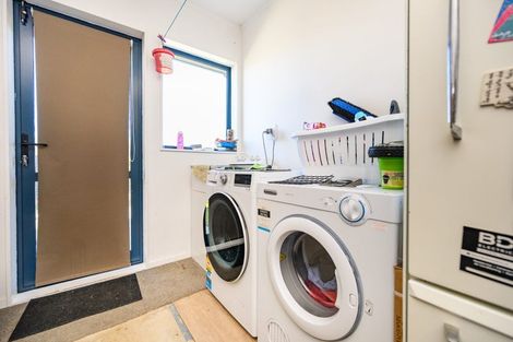 Photo of property in 32 Somerset Crescent, Highbury, Palmerston North, 4412