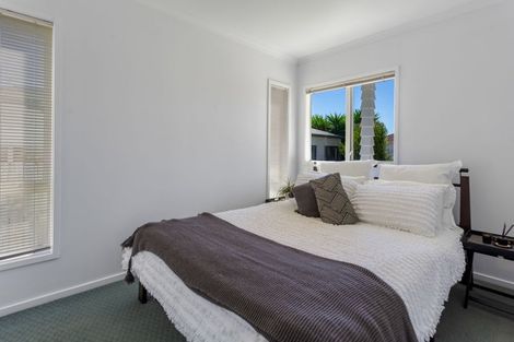 Photo of property in 418a Old Te Atatu Road, Te Atatu Peninsula, Auckland, 0610