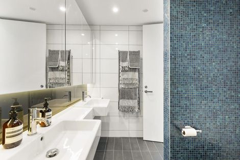 Photo of property in 902/1u Market Lane, Wellington Central, Wellington, 6011