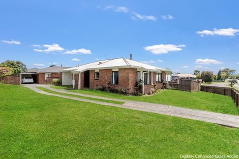 Photo of property in 70 Sandspit Road, Waiuku, 2123