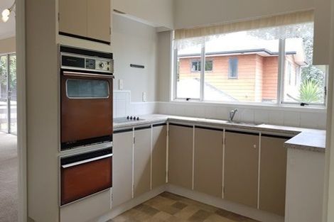 Photo of property in 4202a/2 Great North Road, Glendene, Auckland, 0602